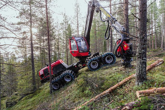 Des opérateurs productifs dans les conditions les plus difficiles grâce à une abatteuse-tronçonneuse unique à 8 roues motrices